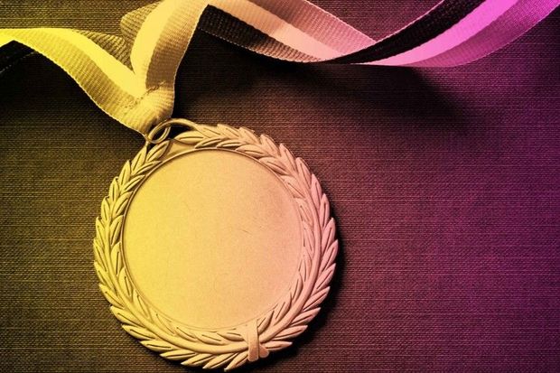 azerbaycanda-yeni-medallar-tesis-edilir